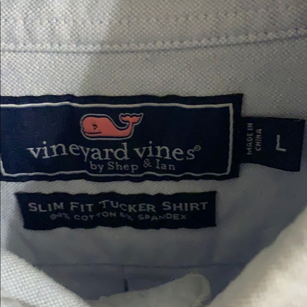 Vineyard Vines Large Solid Blue Button Down - image 2